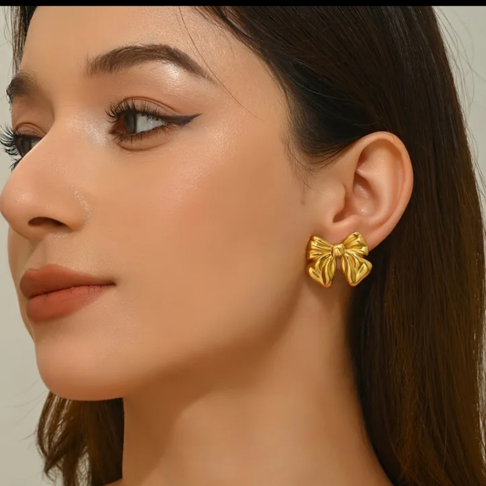 Stainless Steel Elegant Gold Bow Earrings